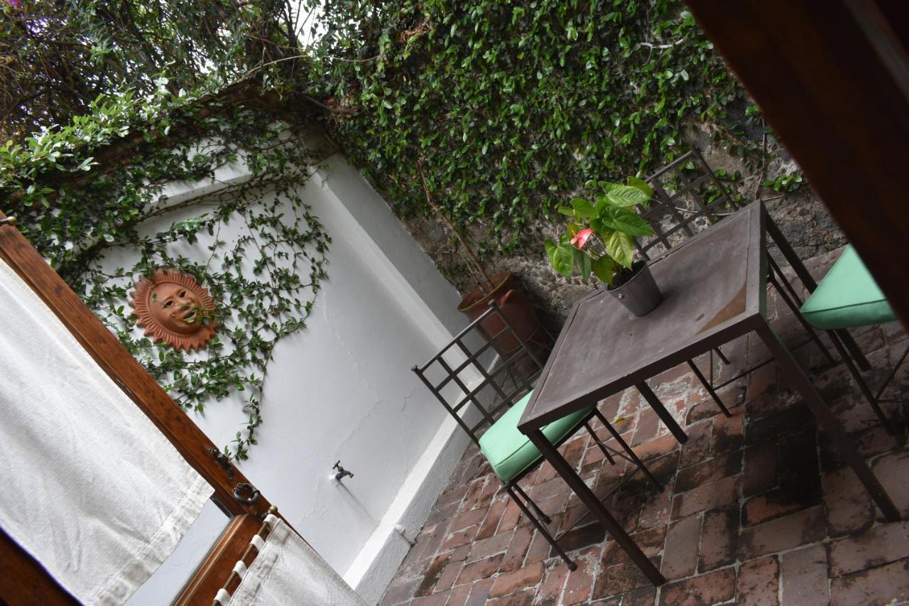 ホテル La Joyita Cuernavaca (Adults Only) エクステリア 写真