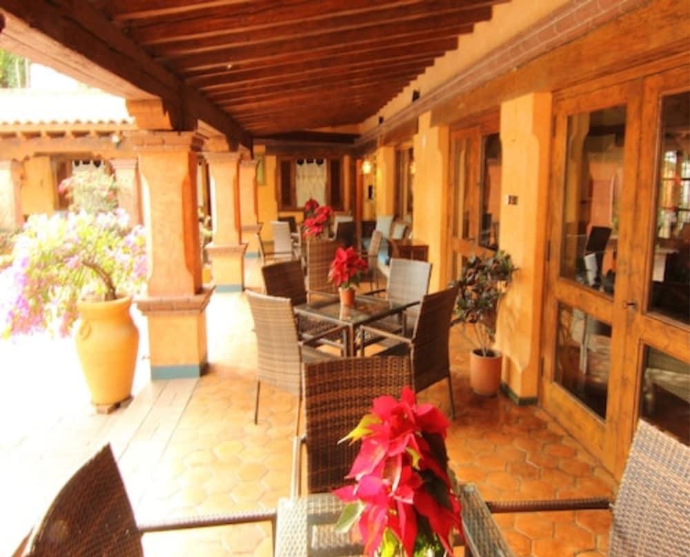 ホテル La Joyita Cuernavaca (Adults Only) エクステリア 写真